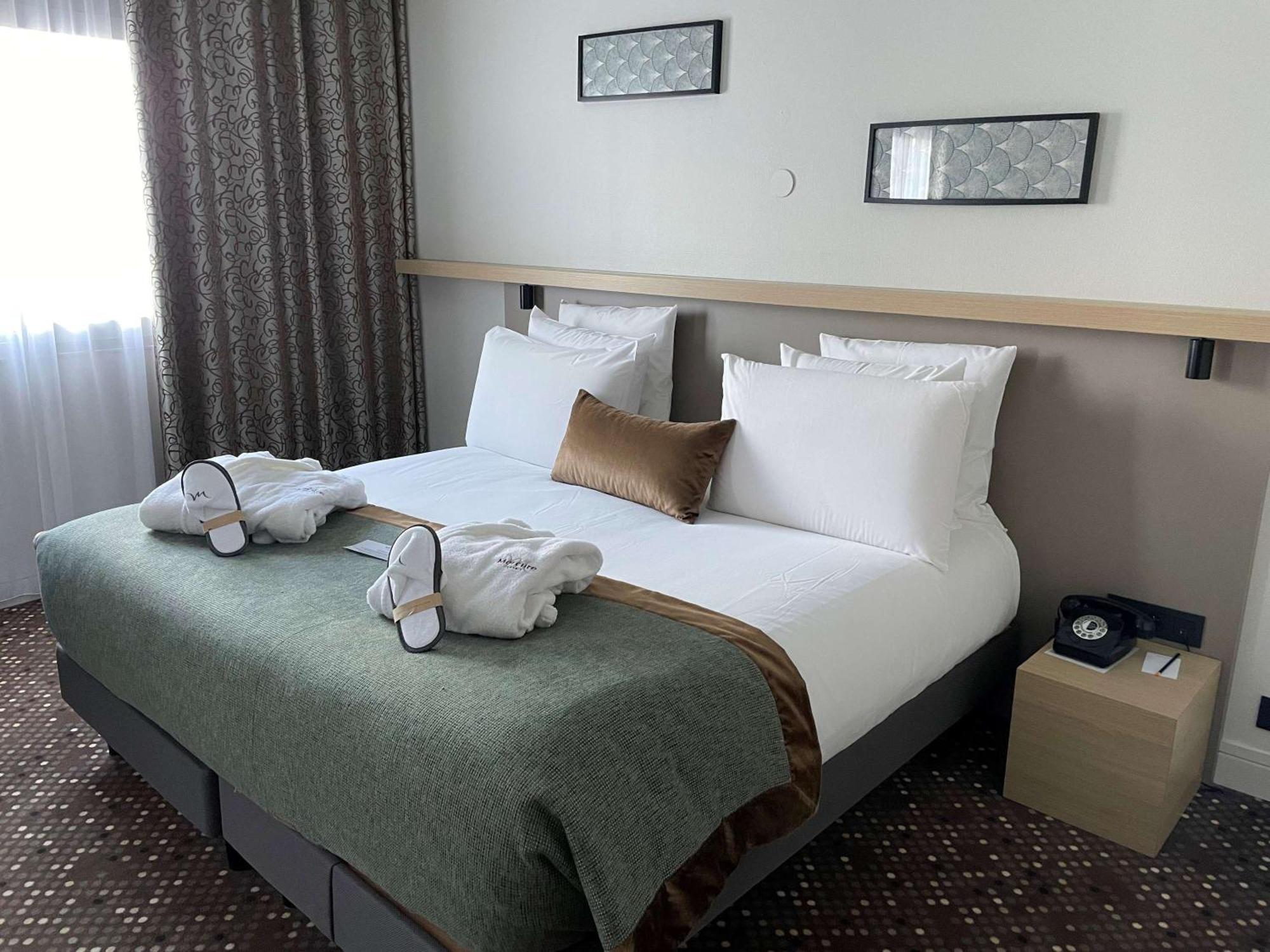 Mercure Lyon Charbonnieres Bagian luar foto